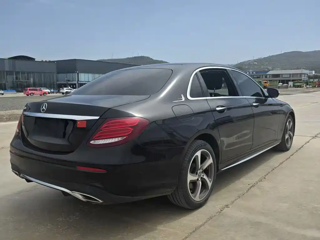 Mercedes-Benz E-Class 2019 — фото 6