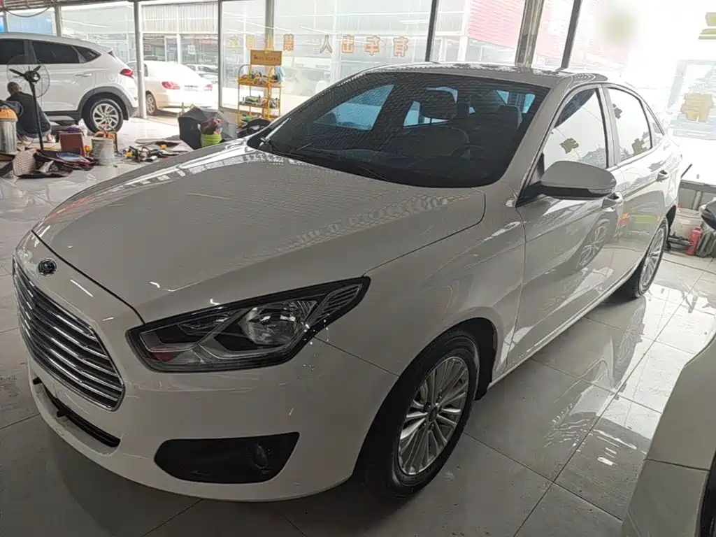 Ford Escort 2017