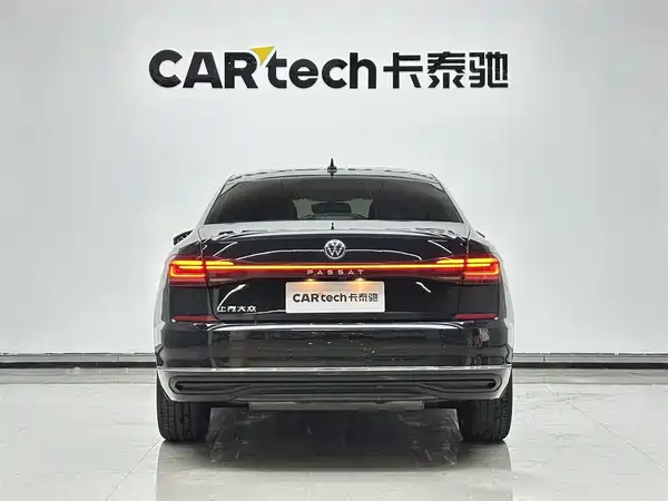 Volkswagen Passat 2025
