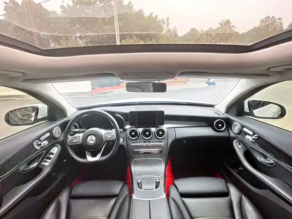 Mercedes-Benz C-Class 2020
