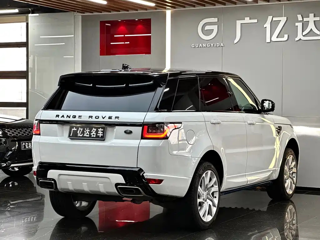 Land Rover Sport 2020 — фото 27