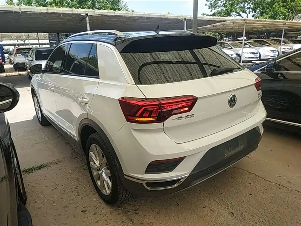 Volkswagen T-Roc 2018 — фото 5