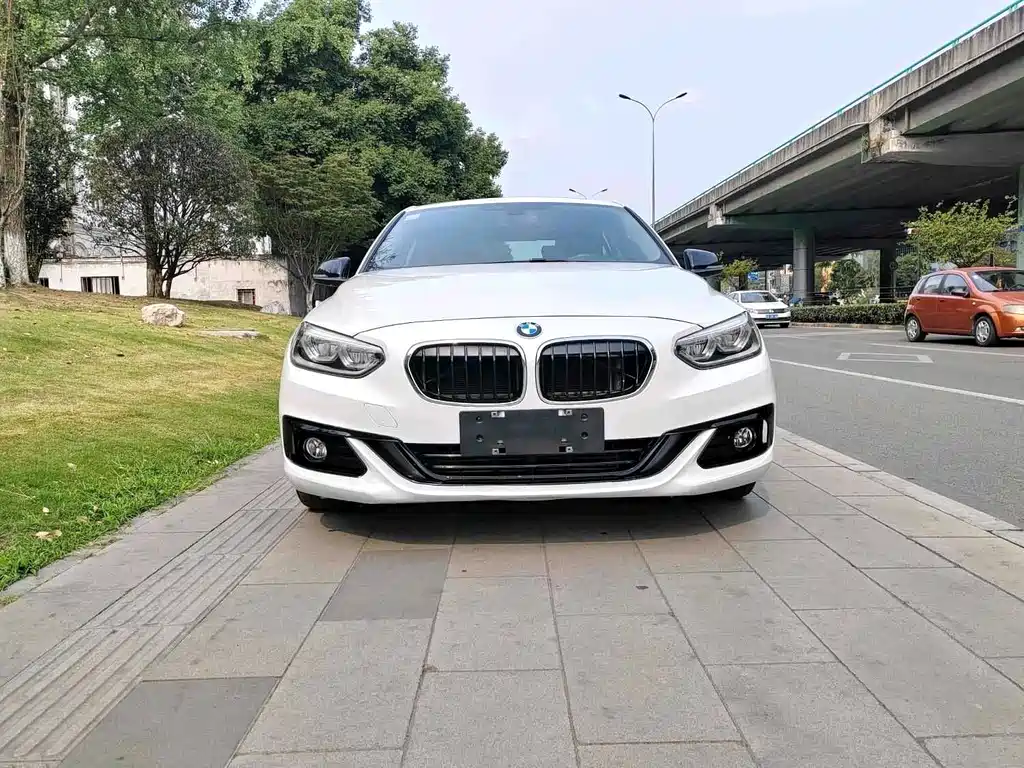 BMW 1 Series 2019