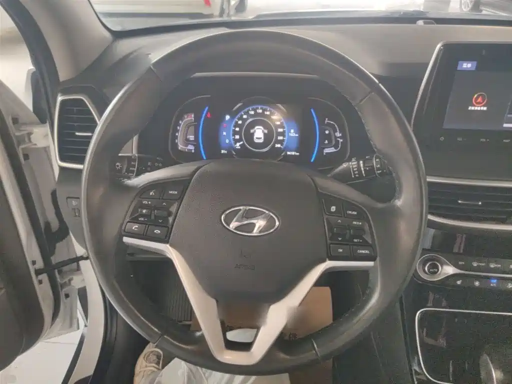 Hyundai Tucson 2020 — фото 11
