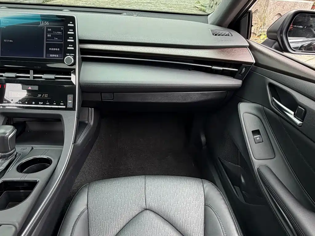 Toyota Avalon 2020 — фото 11