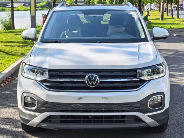 Volkswagen Tacqua 2020