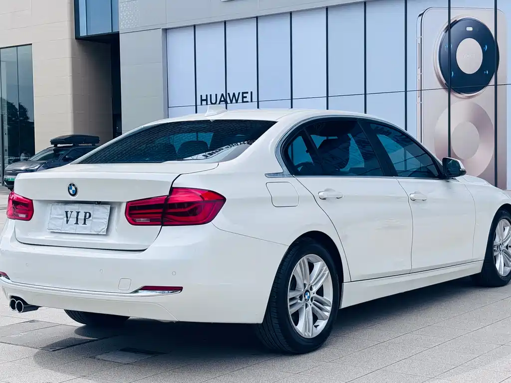 BMW 3 Series 2017
