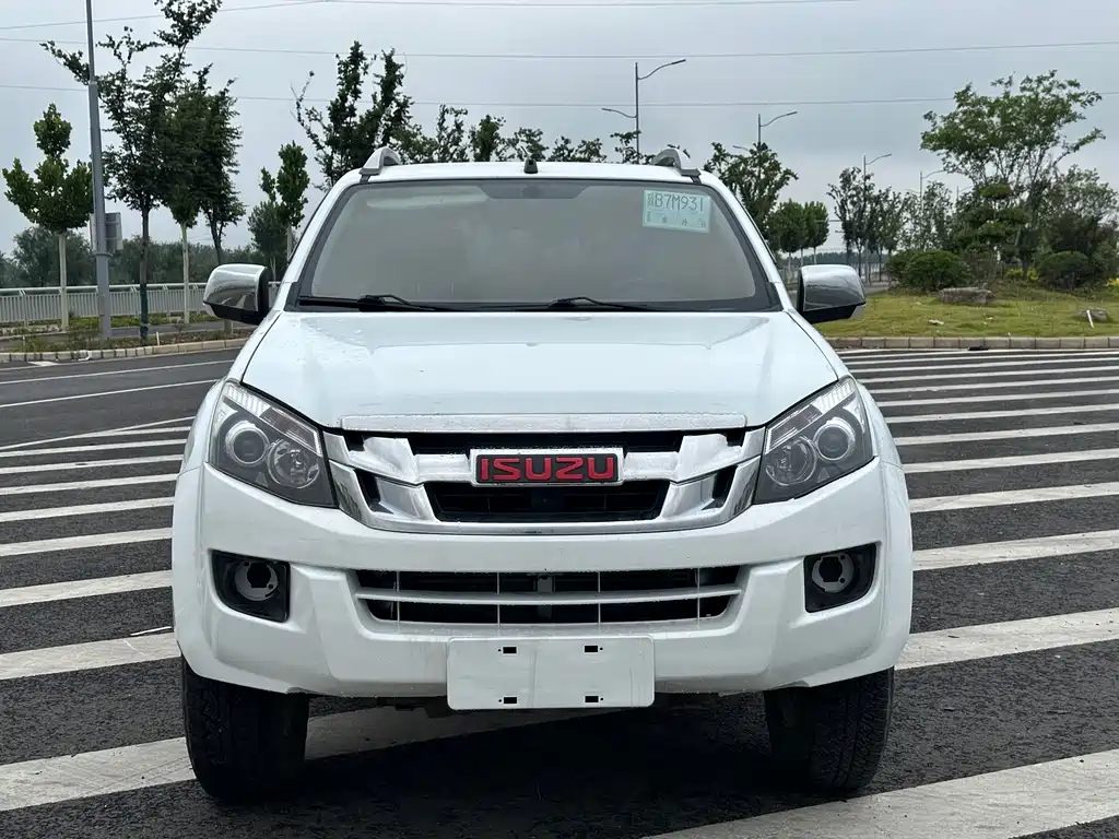 Isuzu D-MAX 2018 — фото 2
