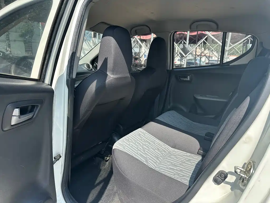 Suzuki Alto 2015 — фото 11