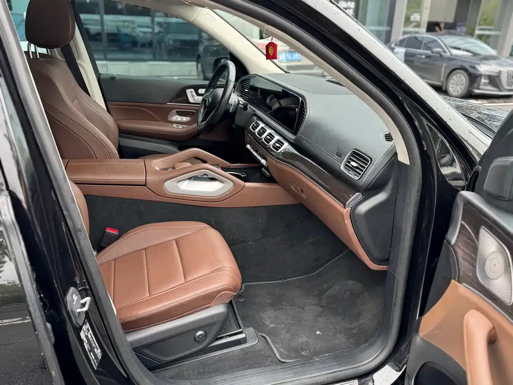 Mercedes-Benz GLE 2025 — фото 11