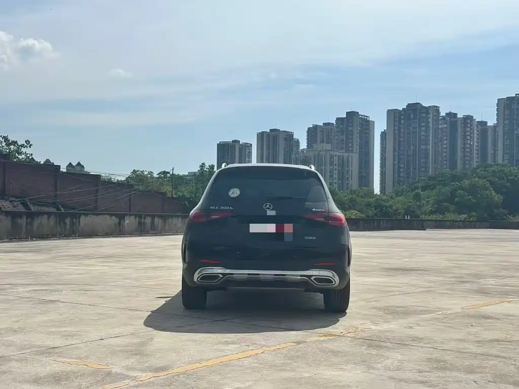 Mercedes-Benz GLC 2025