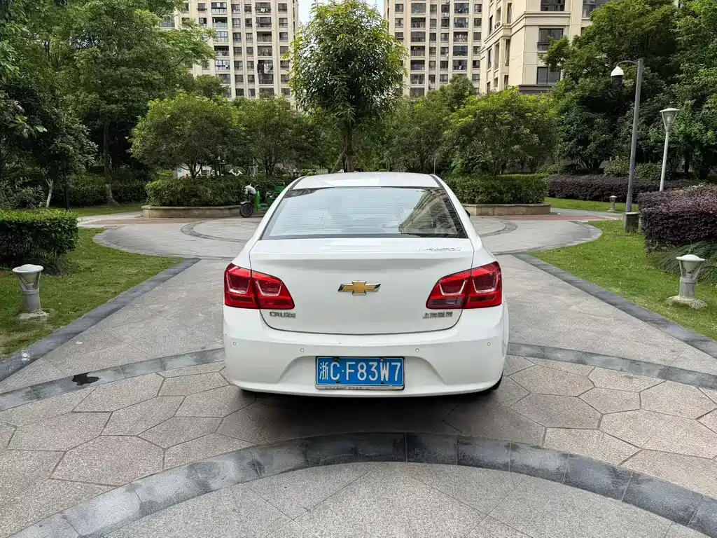 Chevrolet Cruze 2015 — фото 8