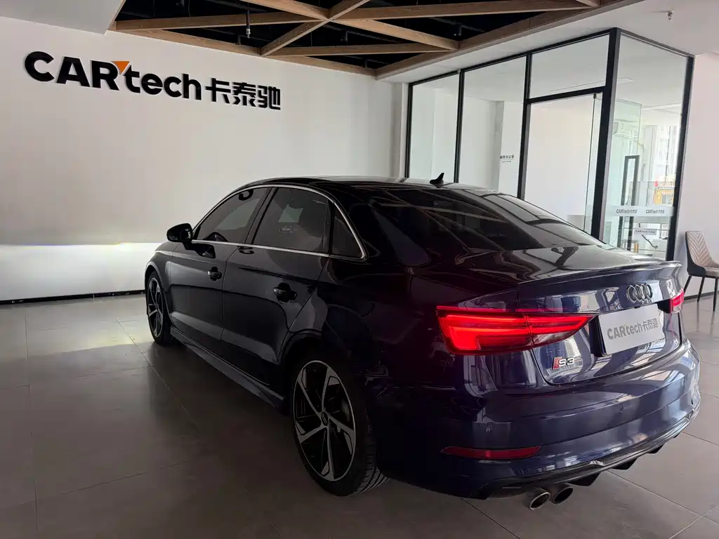 Audi S3 2019 — фото 8