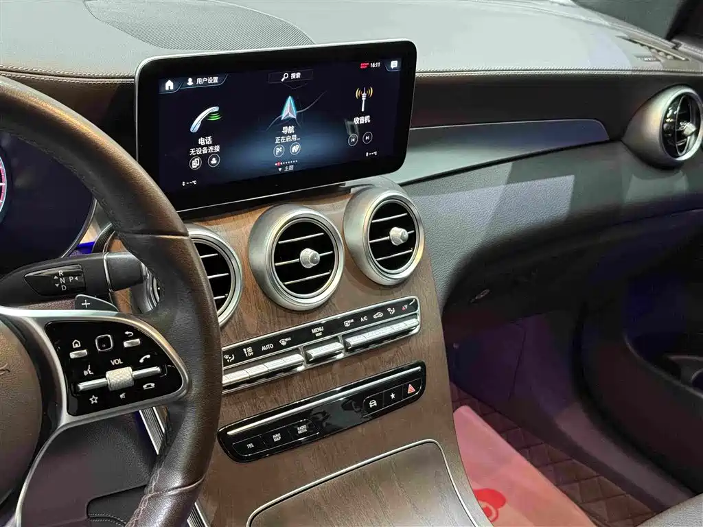 Mercedes-Benz GLC 2021 — фото 14
