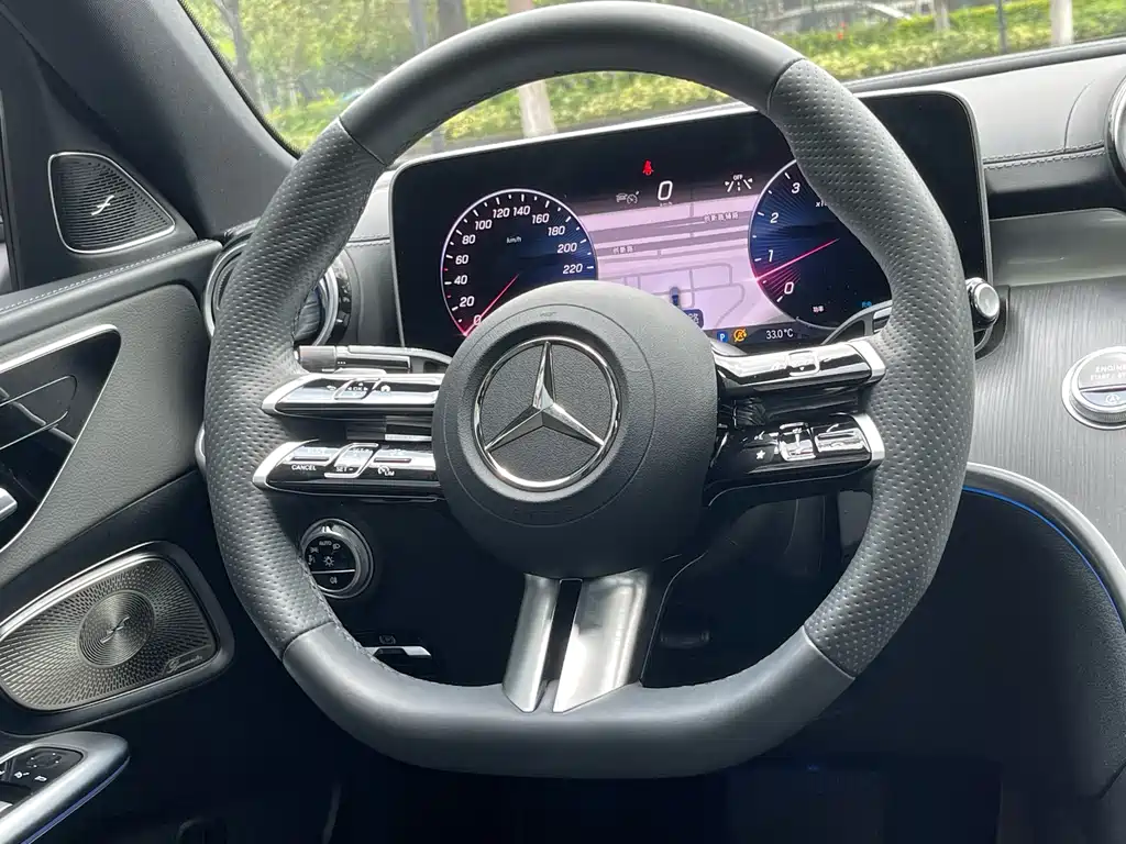 Mercedes-Benz C-Class 2023 — фото 20