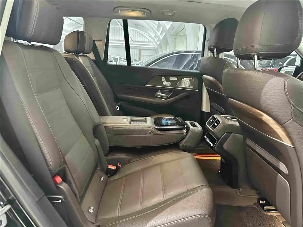 Mercedes-Benz GLS 2023 — фото 24