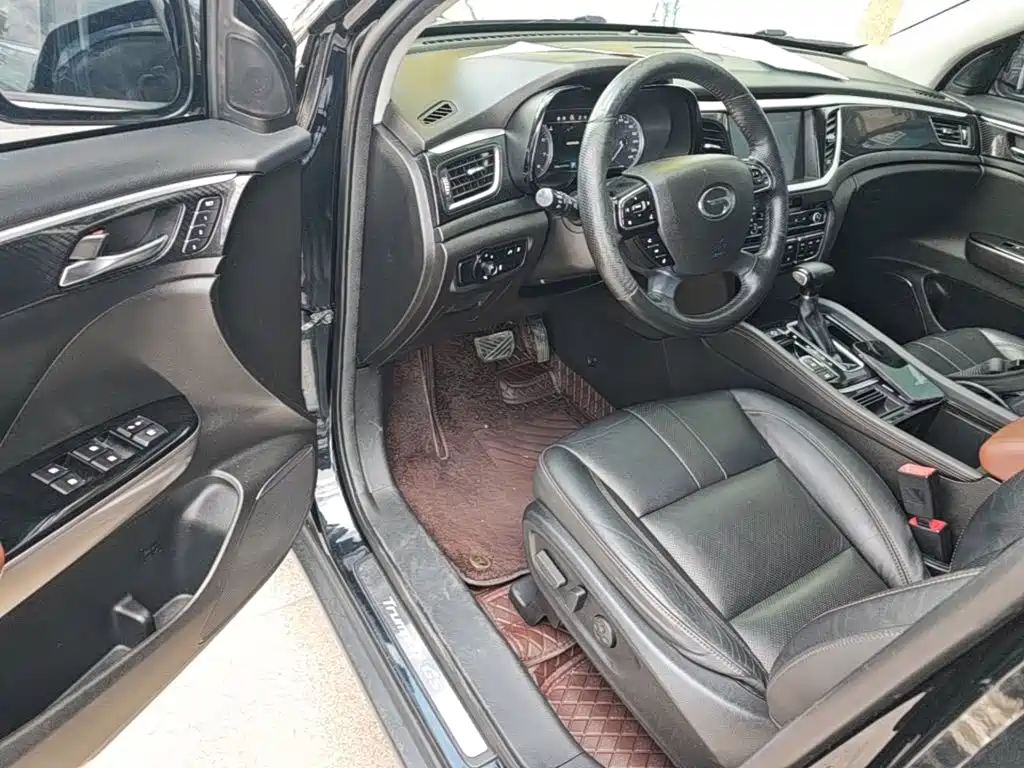 GAC Motor Trumpchi GS7 2019 — фото 16