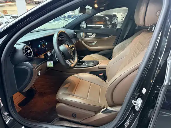Mercedes-Benz E-Class 2023