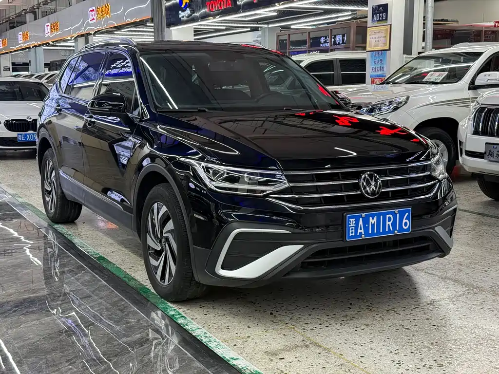 Volkswagen Tiguan L 2023