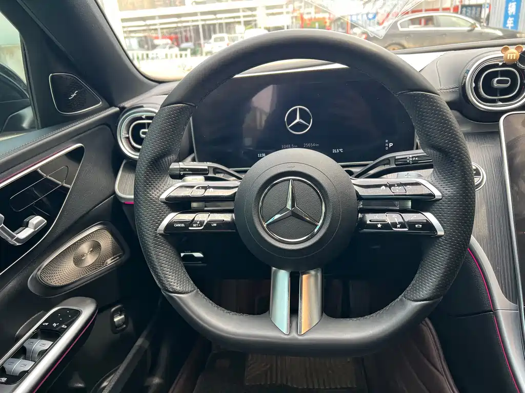 Mercedes-Benz C-Class 2022 — фото 9