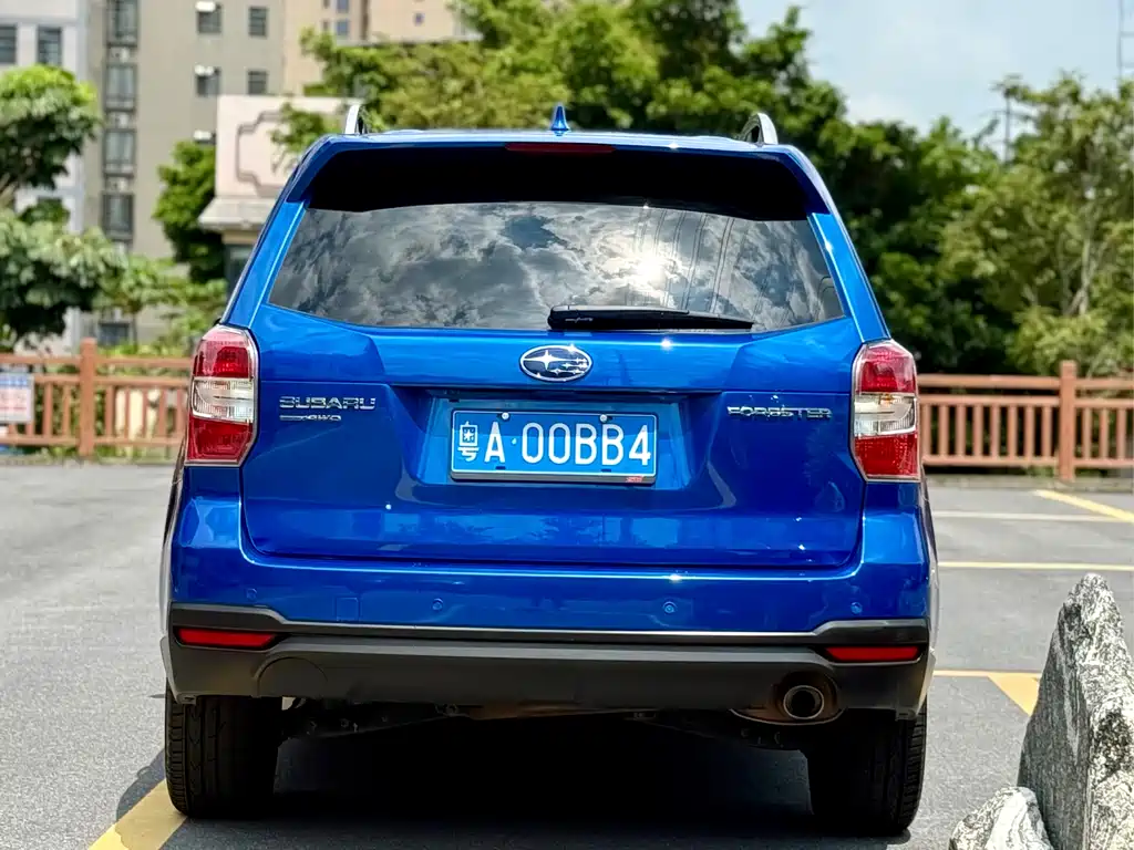 Subaru Forester 2015 — фото 5