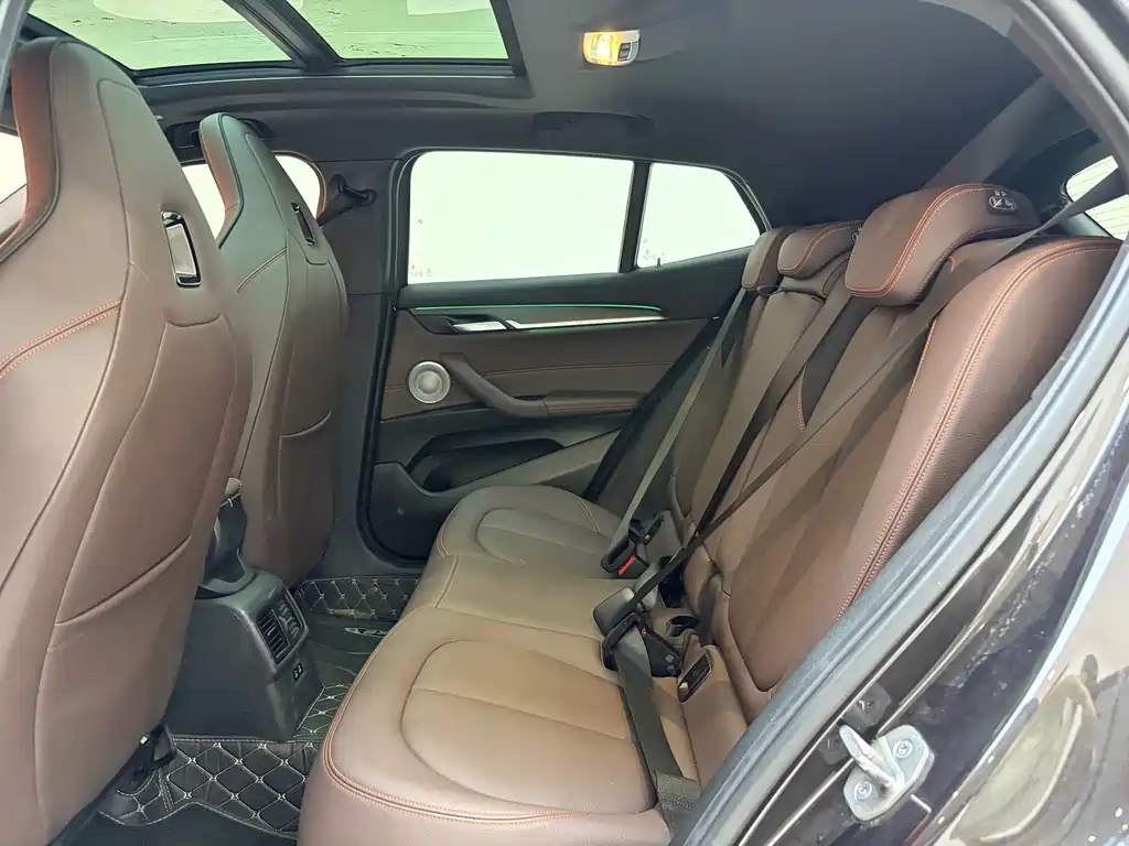 BMW X2 2021 — фото 13