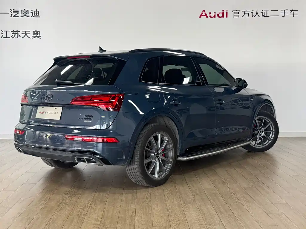 Audi Q5L 2023 — фото 4
