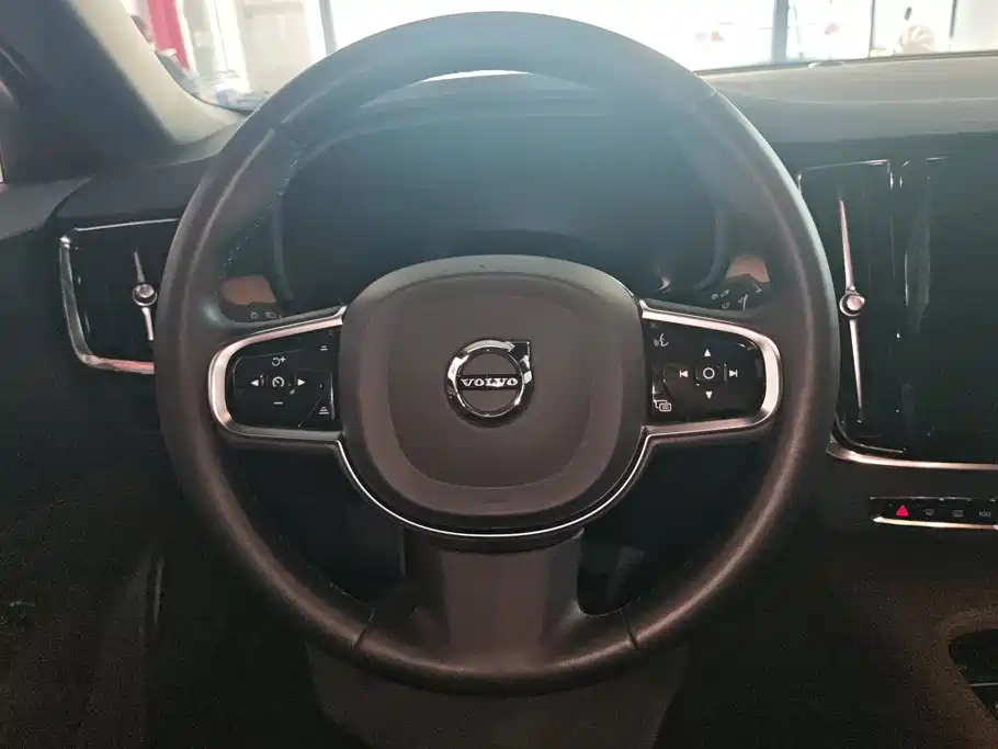 Volvo S90 2023 — фото 15