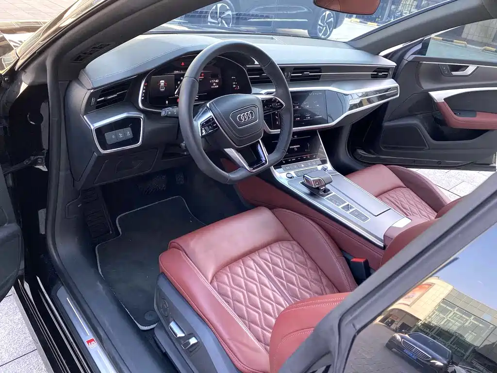 Audi A7L 2024 — фото 3
