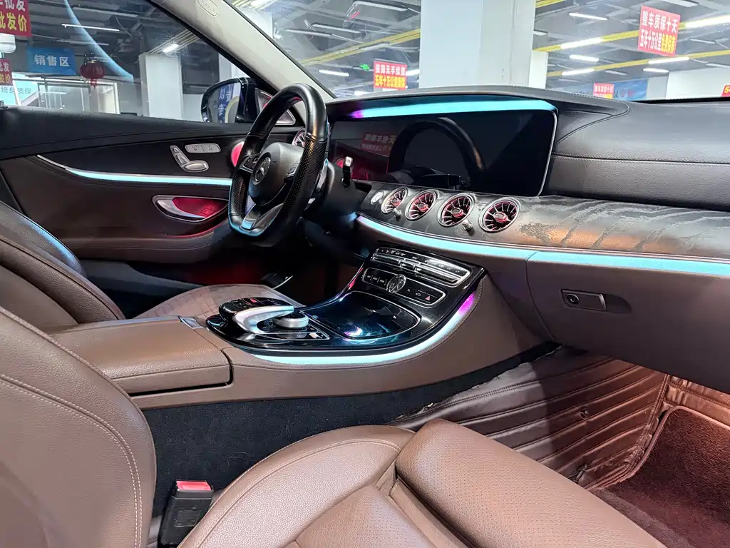Mercedes-Benz E-Class 2017 — фото 13