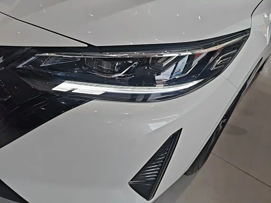 Nissan Sylphy 2024 — фото 16