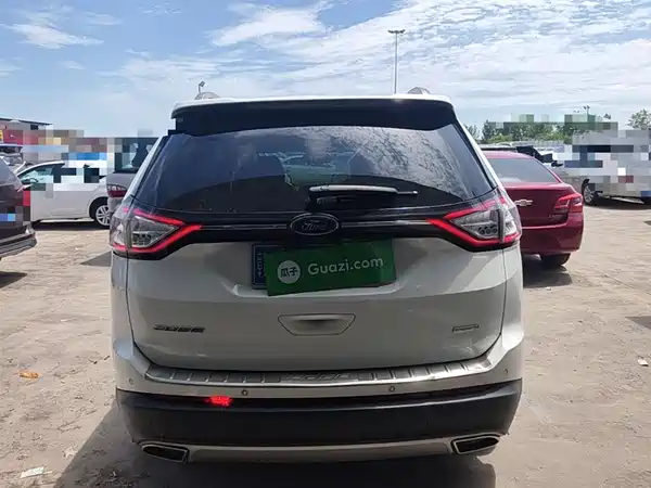 Ford Edge 2015