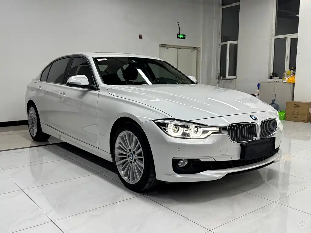 BMW 3 Series 2018 — фото 3
