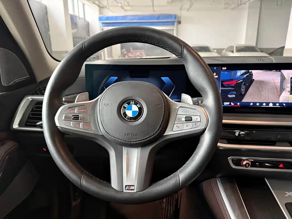 BMW X5 2025 — фото 21