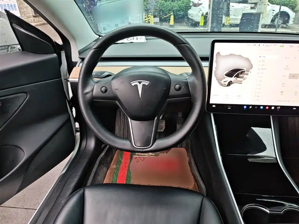 Tesla Model 3 2019 — фото 11