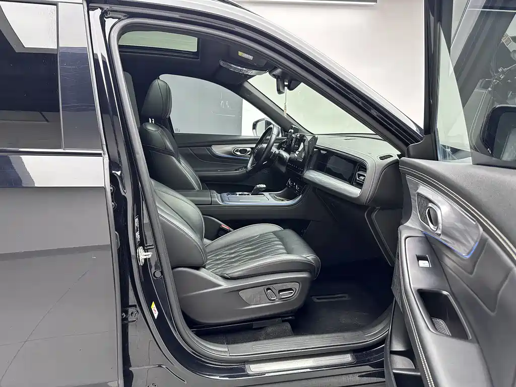 GAC Motor Trumpchi GS8 2023 — фото 10