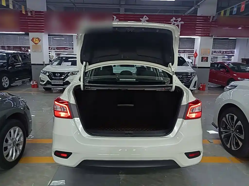 Nissan Sylphy 2019 — фото 19