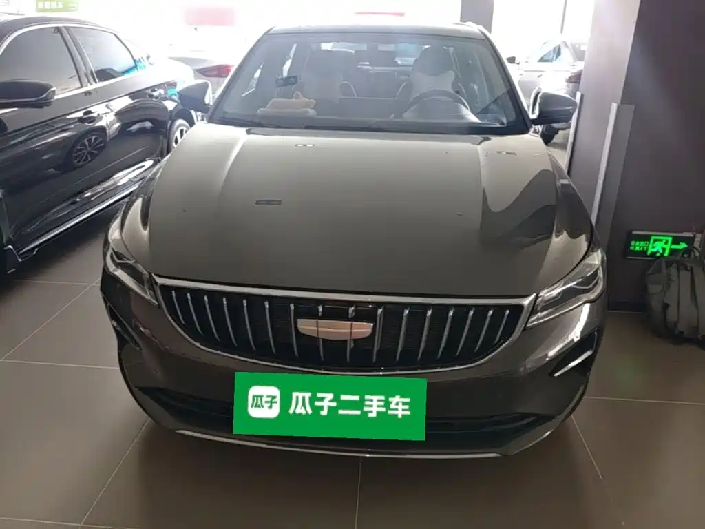 Geely Emgrand 2025