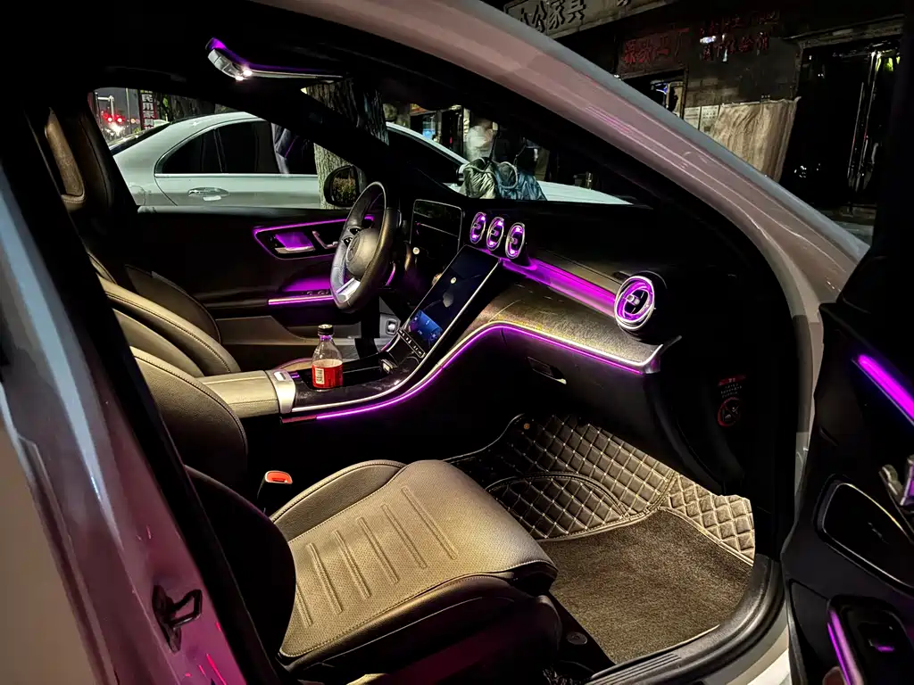 Mercedes-Benz C-Class 2024 — фото 15