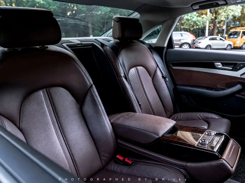 Audi A8 2015 — фото 10
