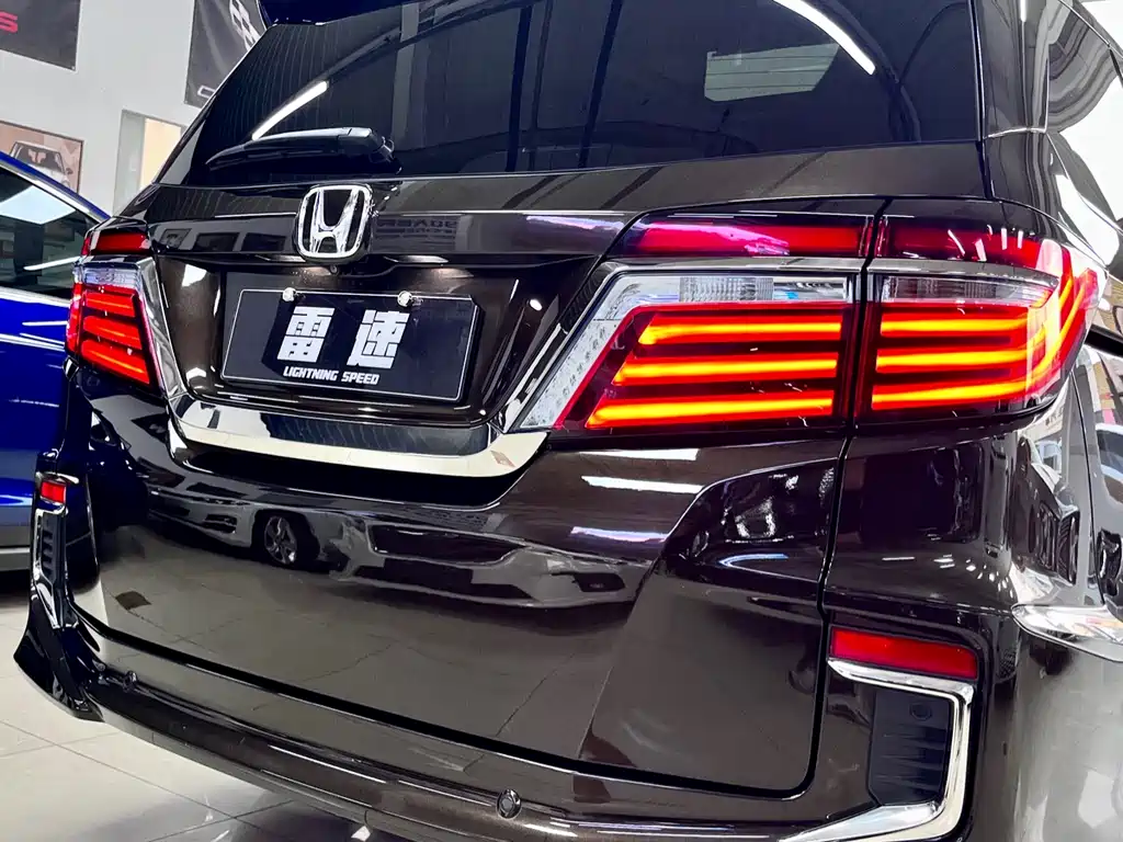 Honda Elysion 2020 — фото 20