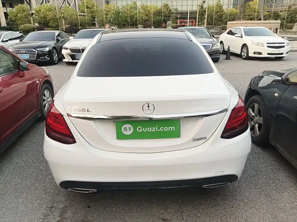 Mercedes-Benz C-Class 2021