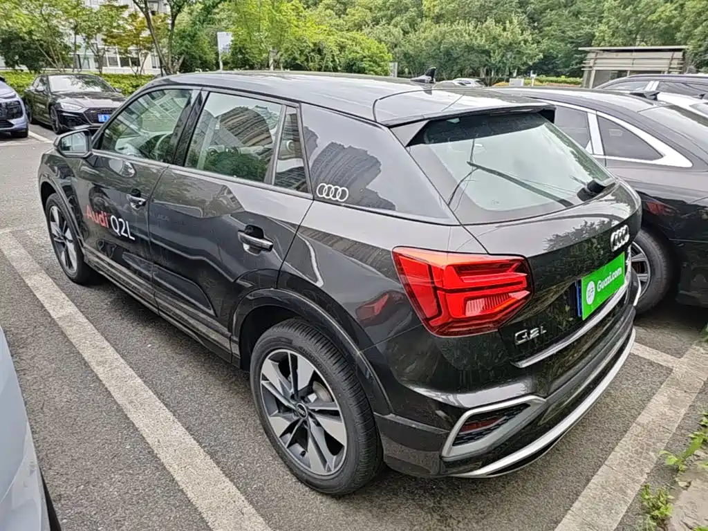 Audi Q2L 2024