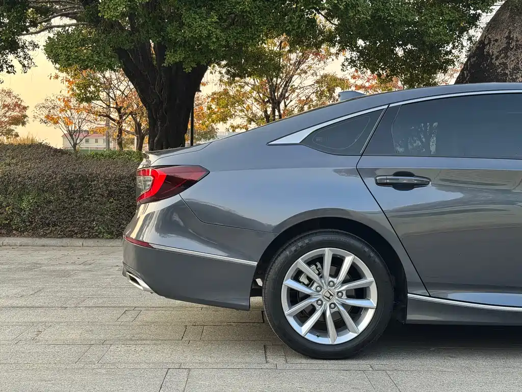 Honda Accord 2022 — фото 14