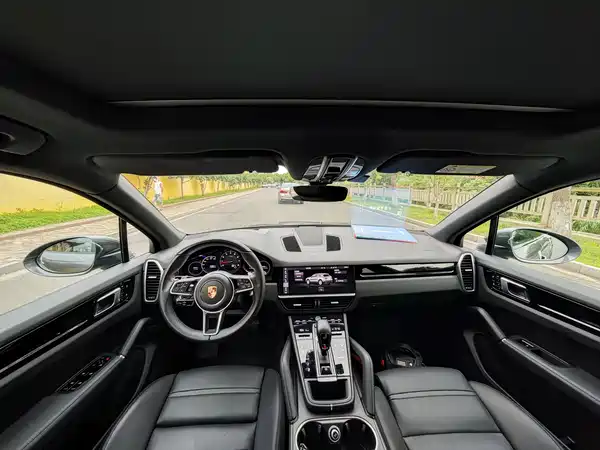 Porsche Cayenne 2019