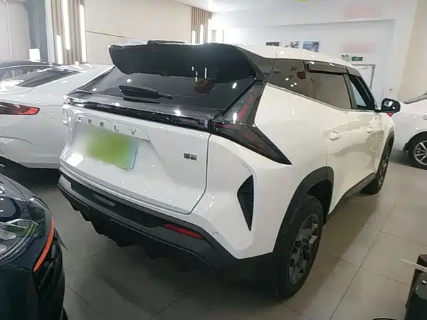 Geely Boyue 2026