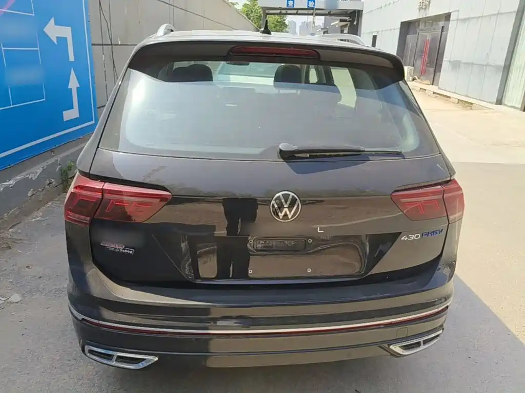 Volkswagen Tiguan L Plug-In Hybrid 2025 — фото 6