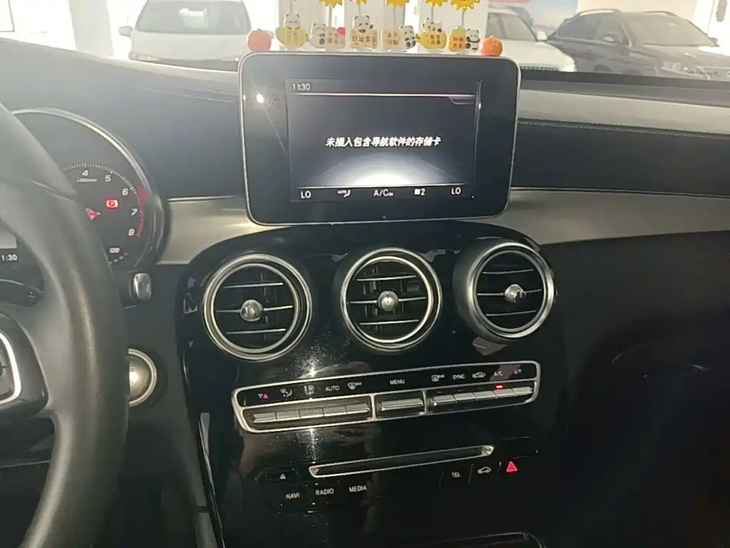 Mercedes-Benz GLC 2016 — фото 13