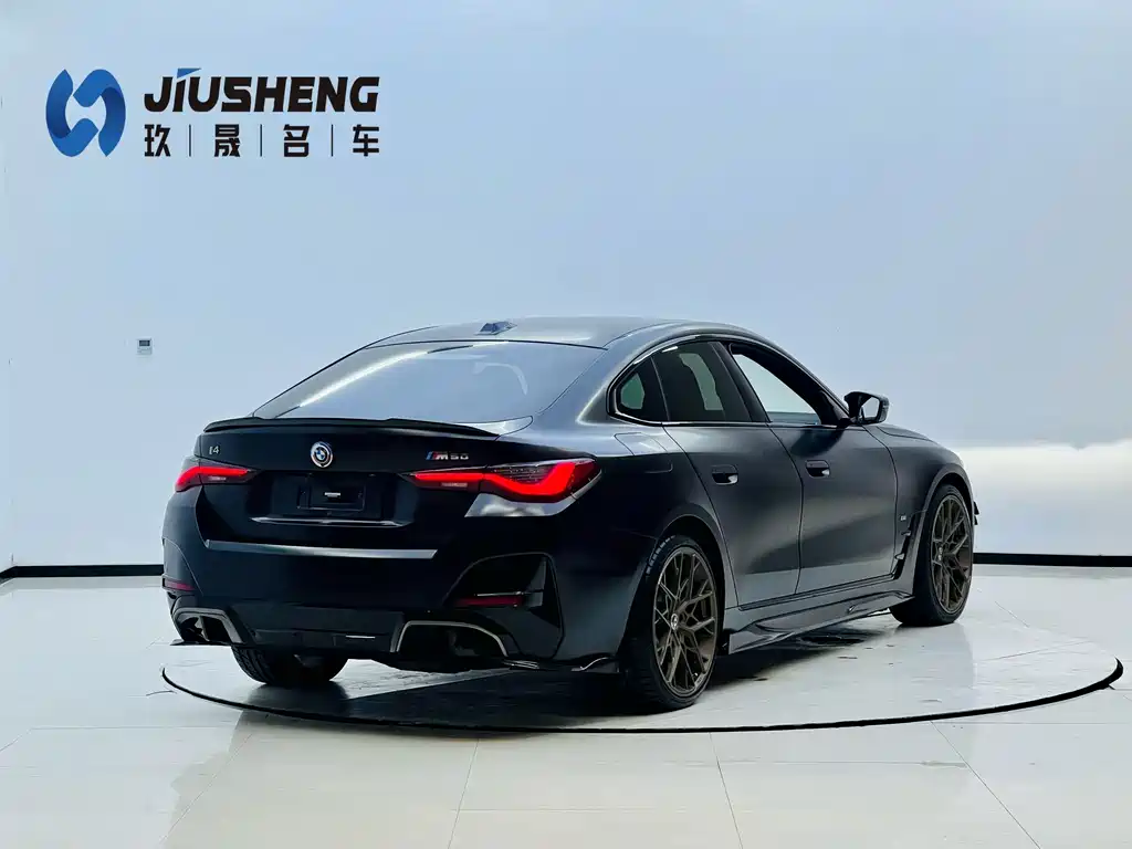 BMW i4 2022 — фото 8