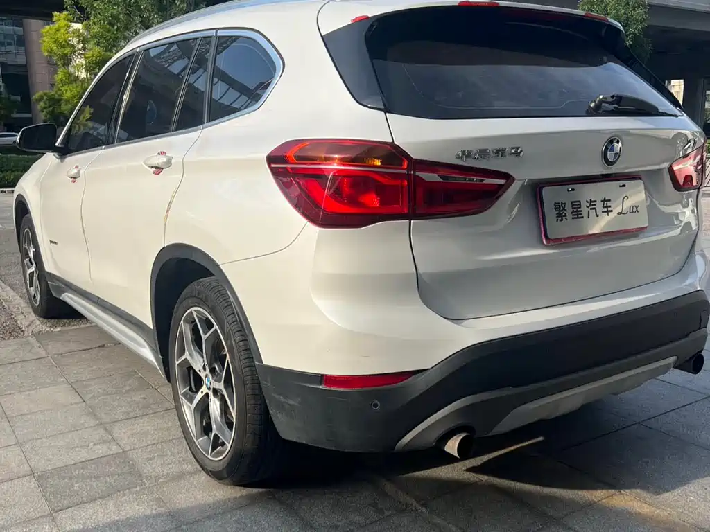 BMW X1 2018 — фото 5